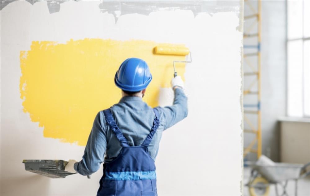 Thuê dịch vụ thi công sơn bả sẽ giúp bạn tiết kiệm thời gian và công sức